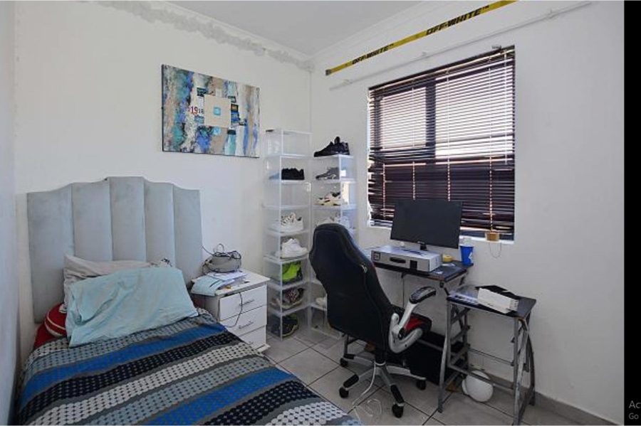 3 Bedroom Property for Sale in Parklands East Western Cape